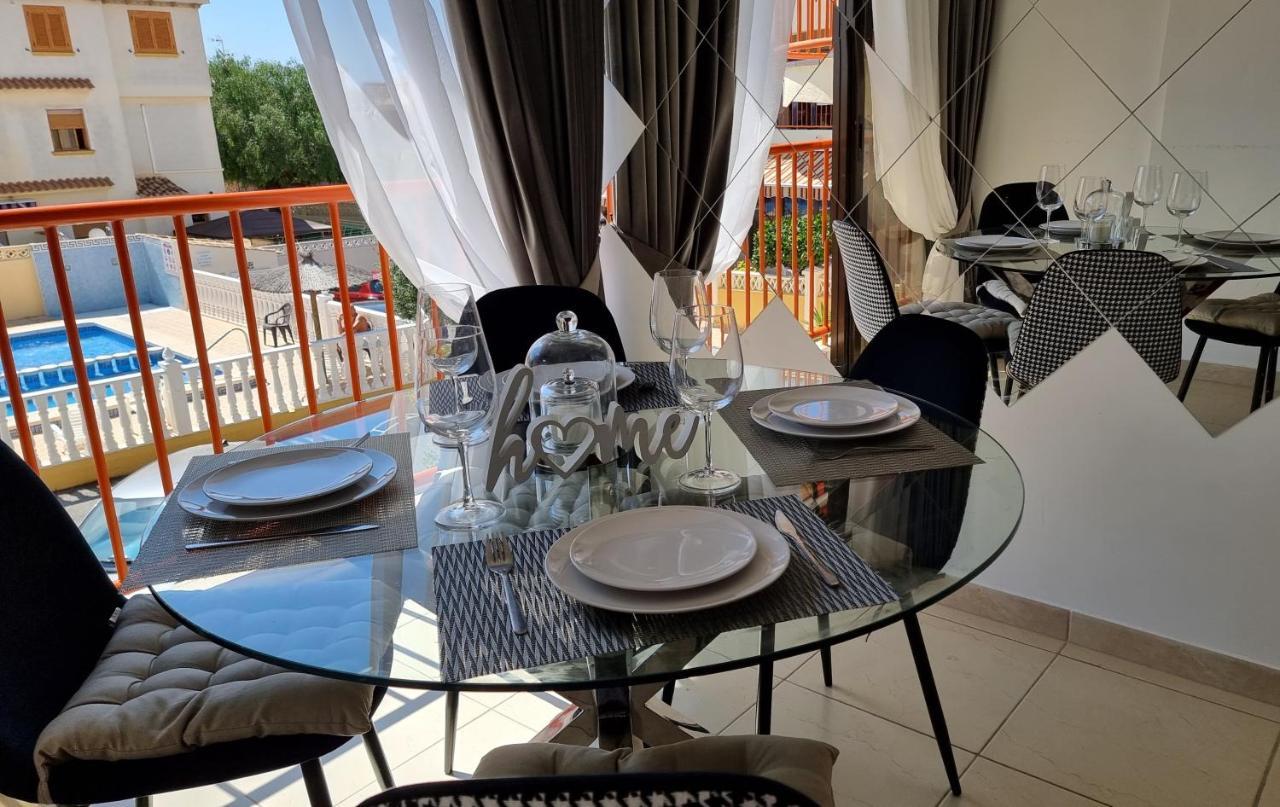 Sunny Apartament Near La Mata Beach Torrevieja Eksteriør billede