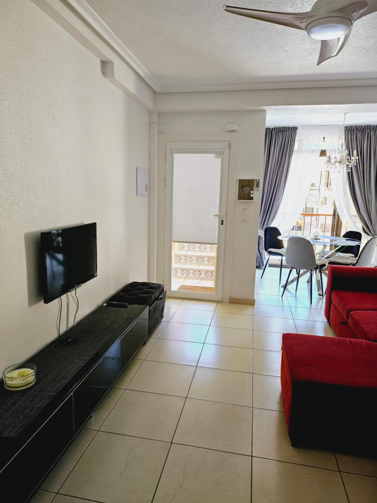 Sunny Apartament Near La Mata Beach Torrevieja Eksteriør billede