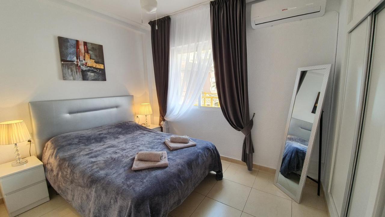 Sunny Apartament Near La Mata Beach Torrevieja Eksteriør billede