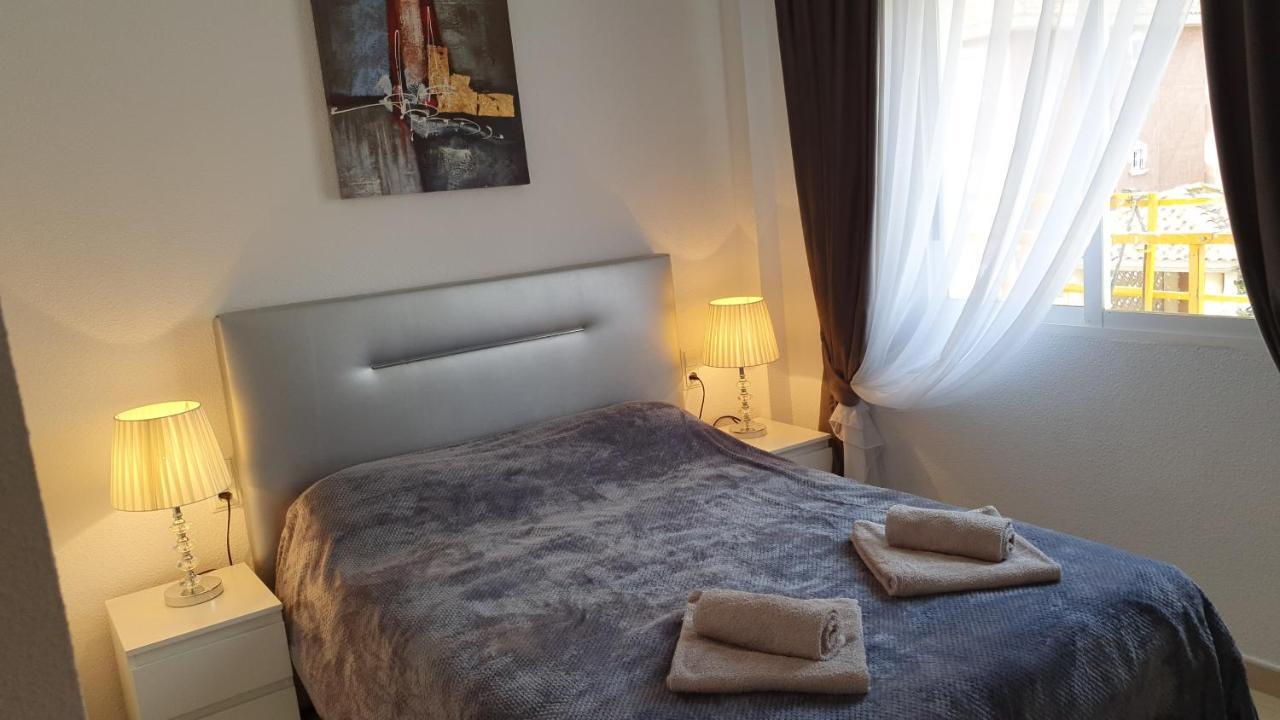 Sunny Apartament Near La Mata Beach Torrevieja Eksteriør billede